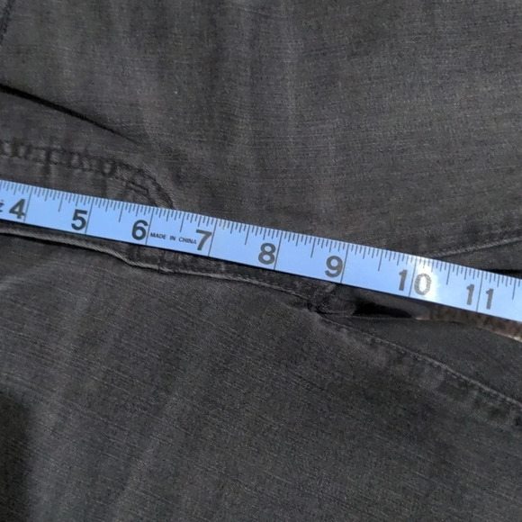 Madewell 9" High-Rise Skinny size 24 Black distressed with raw hem - Picture 8 of 9